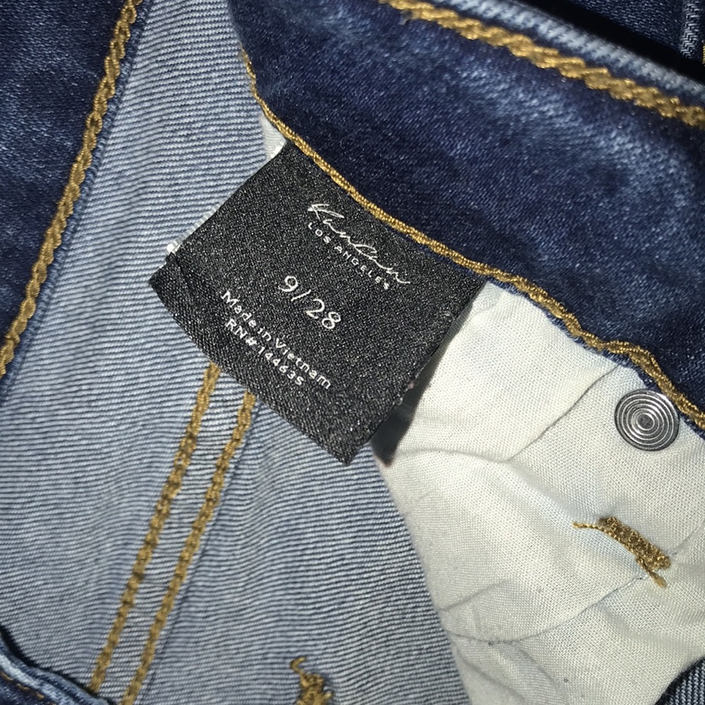 SOLD⭐️NWOT boutique Bell bottom jeans - Picture 5 of 10